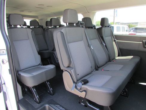 Used 2024 Ford Transit 350 XLT RWD image 27
