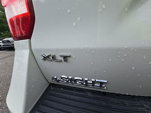 Used 2020 Ford Expedition XLT w/ Equipment Group 202A AWD/4WD image 14