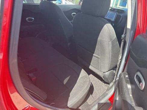 Used 2016 Kia Soul + w/ Designer's Package image 8