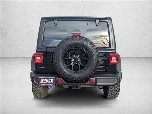 Used 2024 Jeep Wrangler Willys image 7
