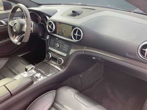 Used 2017 Mercedes-Benz SL 63 AMG AMG SL 63 image 22