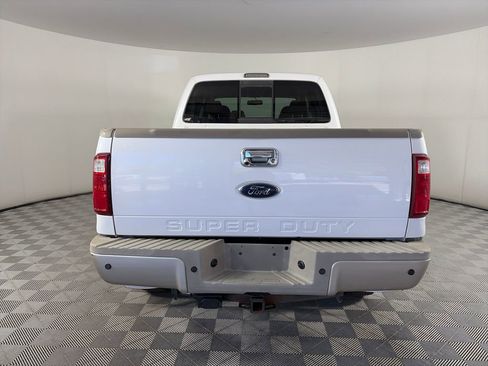 Used 2010 Ford F250 4x4 Crew Cab Super Duty image 6