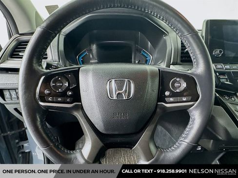Used 2024 Honda Odyssey Elite image 11