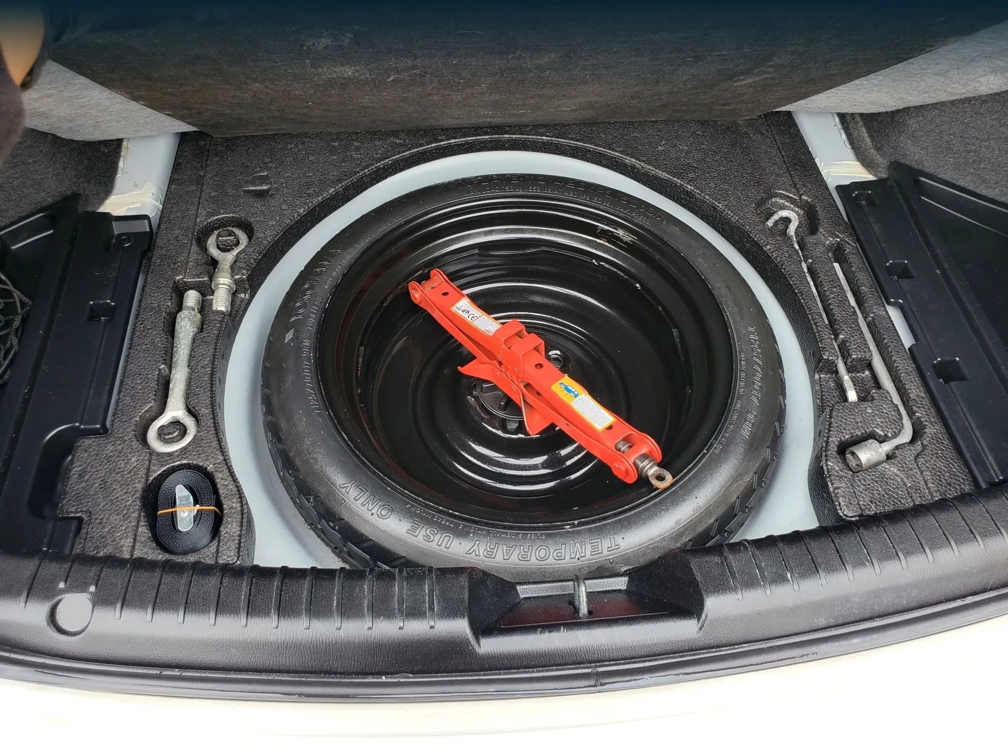 Used 2014 MAZDA MAZDA6 Sport FWD image 32