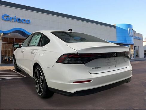 New 2026 Honda Accord SE image 3