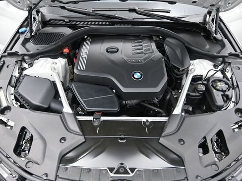 Used 2023 BMW 530i w/ Convenience Package image 15