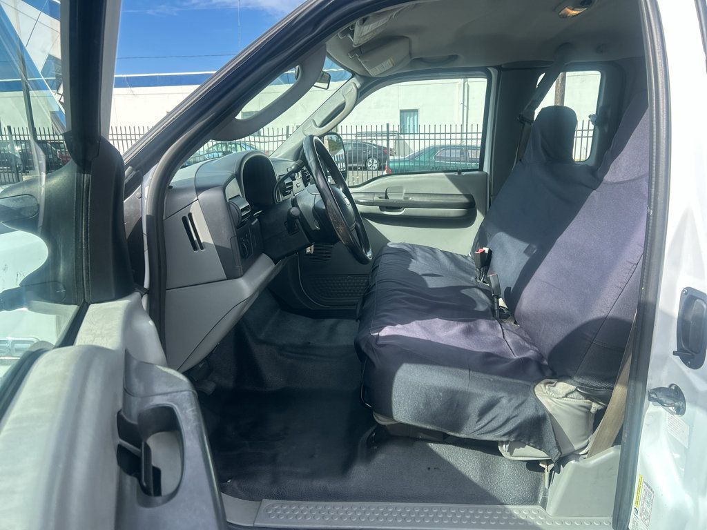 Used 2005 Ford F350 XLT RWD image 15