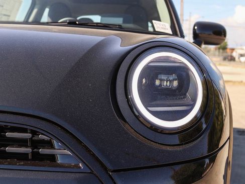 New 2027 MINI Cooper 2-Door Hardtop FWD image 9