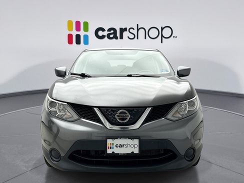 Used 2018 Nissan Rogue Sport S w/ S Appearance Package AWD/4WD image 8
