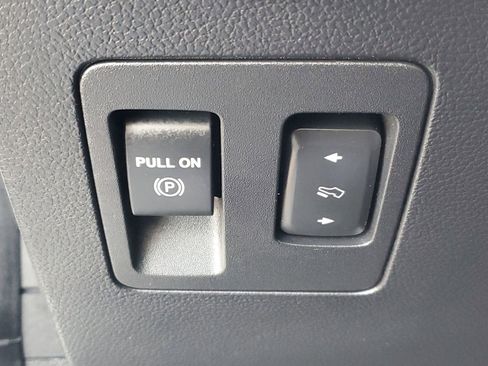 Used 2021 Ford Expedition Platinum image 31