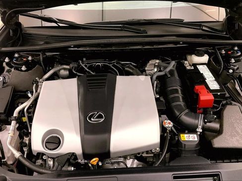 Used 2025 Lexus ES 350 Ultra Luxury w/ Accessory Package (Z2) FWD image 9
