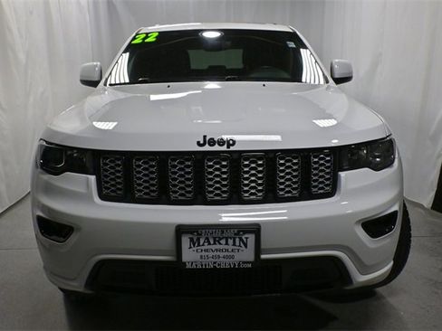Used 2022 Jeep Grand Cherokee Laredo X image 7