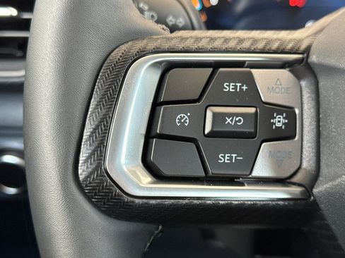 New 2025 Ford Mustang Coupe image 24