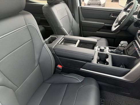 New 2026 Toyota Tundra Limited AWD/4WD image 23