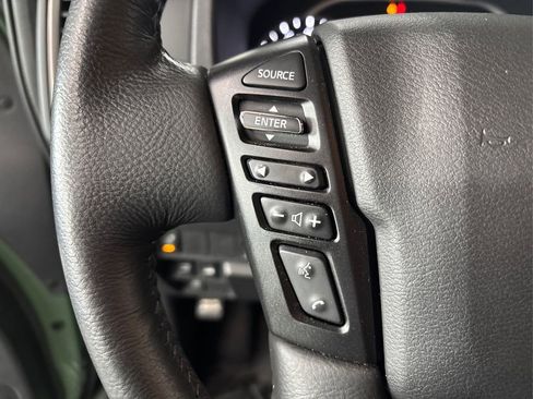 Used 2024 Nissan Frontier SV w/ SV Convenience Package image 36