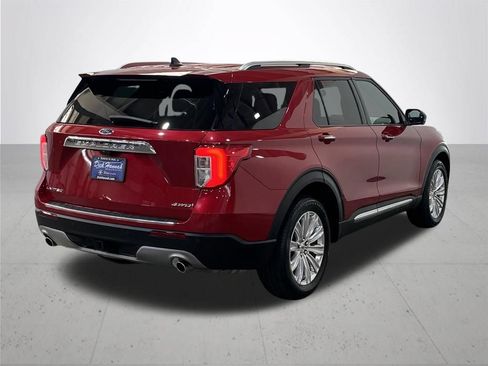Used 2022 Ford Explorer Limited w/ Equipment Group 301A AWD/4WD image 9