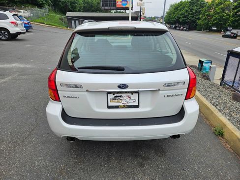 Used 2005 Subaru Legacy 2.5i AWD/4WD image 4