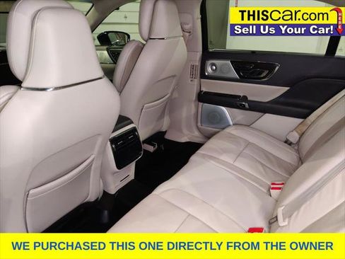 Used 2017 Lincoln Continental Reserve w/ Luxury Package AWD/4WD image 13