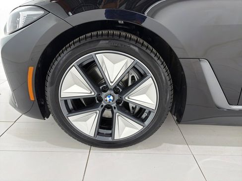 Used 2025 BMW i4 xDrive40i w/ Parking Assistance Package image 46