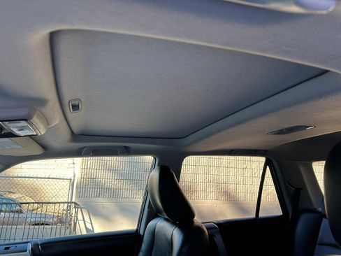 Used 2010 Toyota 4Runner Limited image 11