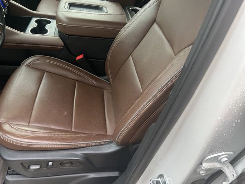 Used 2022 Chevrolet Tahoe High Country image 62