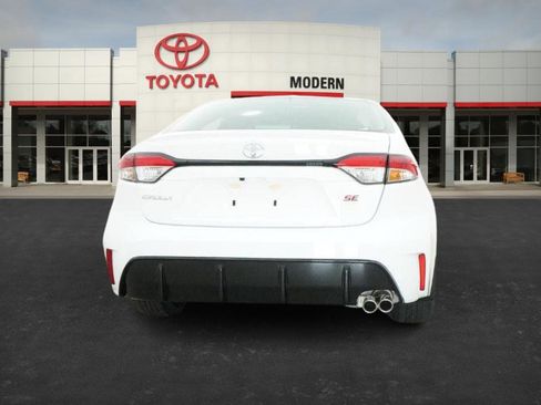 New 2026 Toyota Corolla SE image 17