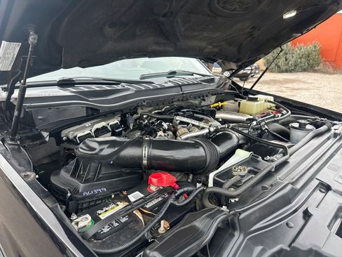 Used 2019 Ford F450 Platinum w/ Platinum Ultimate Package image 27