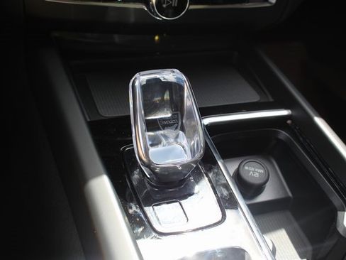 New 2026 Volvo XC60 B5 Plus w/ Protection Package Premier image 27