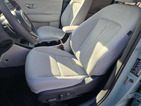 Used 2026 Hyundai Kona SEL Premium AWD/4WD image 17