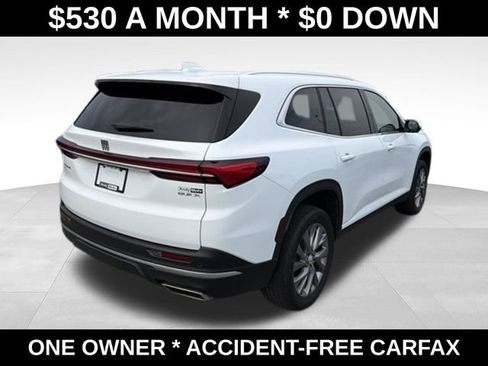Used 2025 Buick Enclave Preferred AWD/4WD image 6