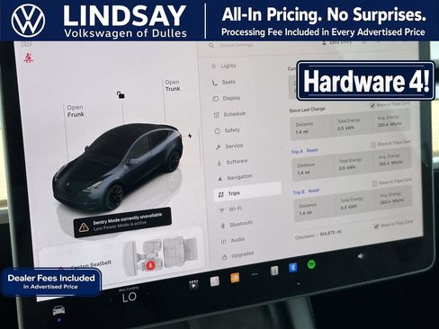 Used 2024 Tesla Model Y Long Range AWD/4WD image 26