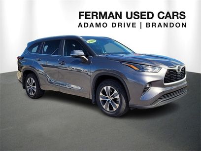 Used 2024 Toyota Highlander LE