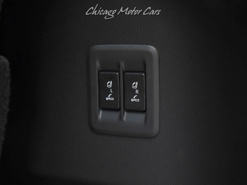 Used 2025 Lexus GX 550 w/ Cold Area Package image 61