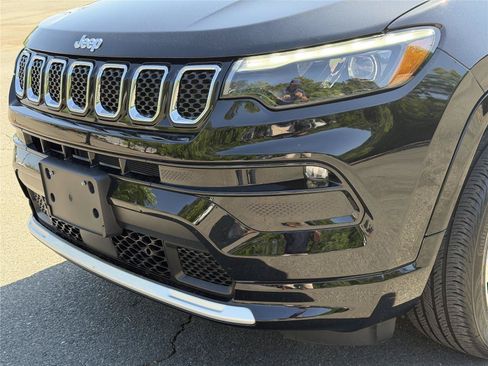 Used 2023 Jeep Compass Limited w/ Elite Group AWD/4WD image 33