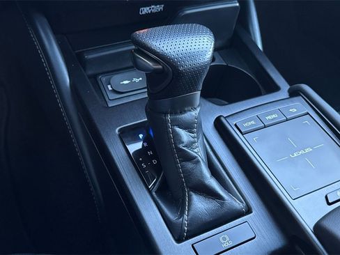Used 2019 Lexus ES 350 image 24