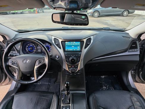 Used 2012 Hyundai Azera FWD image 28