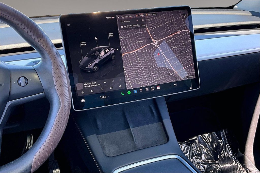 Used 2023 Tesla Model Y 2WD image 9