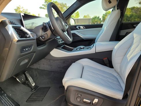 New 2026 BMW X5 xDrive50e w/ M Sport Package image 3