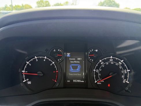 Used 2020 Toyota 4Runner SR5 Premium AWD/4WD image 15
