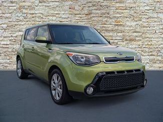 Used 2016 Kia Soul + FWD video 1