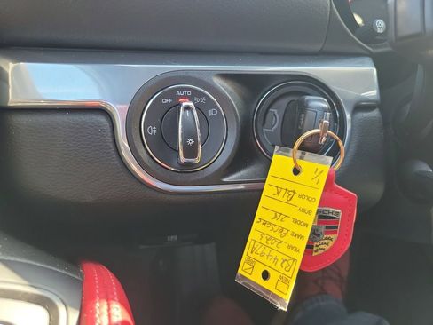 Used 2023 Porsche 718 Cayman RWD image 32