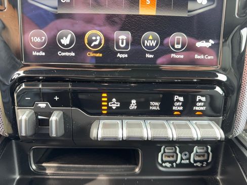 Used 2020 RAM 1500 Limited image 30