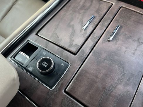 Used 2023 Lincoln Navigator Reserve image 21