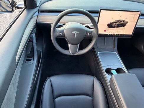 Used 2023 Tesla Model 3 Standard Range RWD image 11