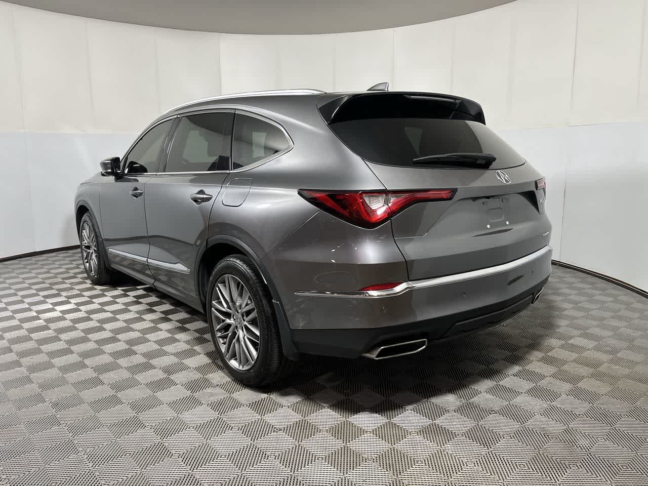 Used 2024 Acura MDX w/ Advance Package AWD/4WD image 6