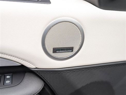 New 2026 Land Rover Discovery Limited Edition AWD/4WD image 26