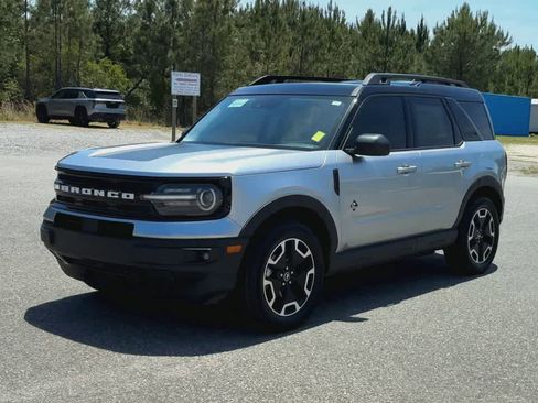 Used 2023 Ford Bronco Sport Outer Banks w/ Tech Package AWD/4WD image 4