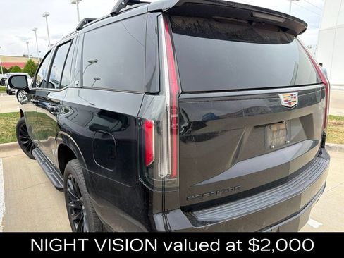 Used 2021 Cadillac Escalade Sport Platinum w/ Heavy-Duty Trailer Package AWD/4WD image 6