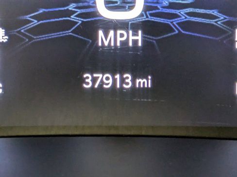 Used 2022 Jeep Compass Latitude w/ Sun and Sound Group image 16