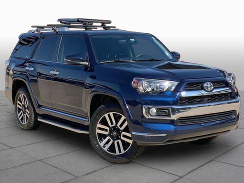 Used 2018 Toyota 4Runner Limited AWD/4WD image 3